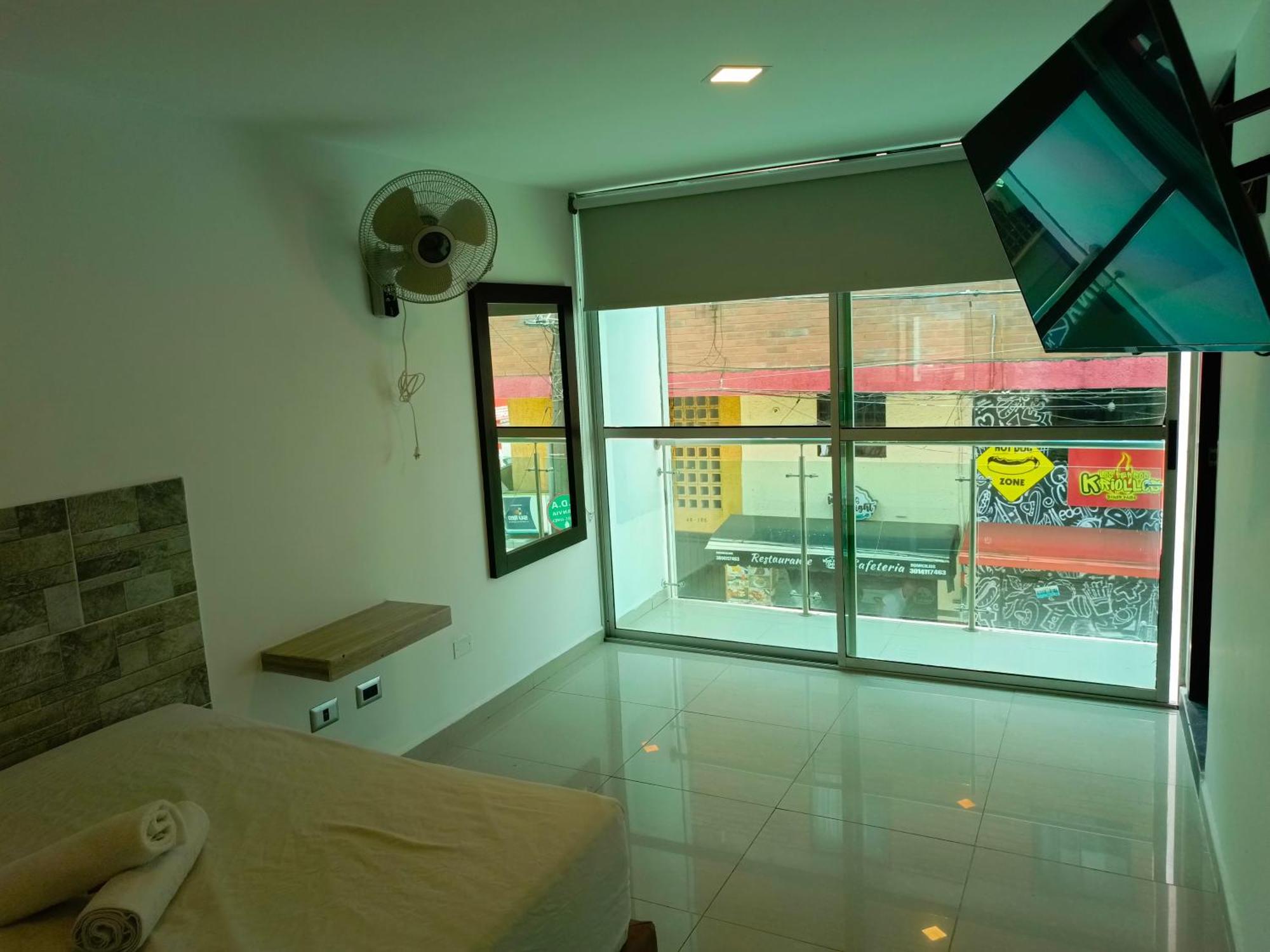 Hotel Buenos Aires Central Меделин Екстериор снимка